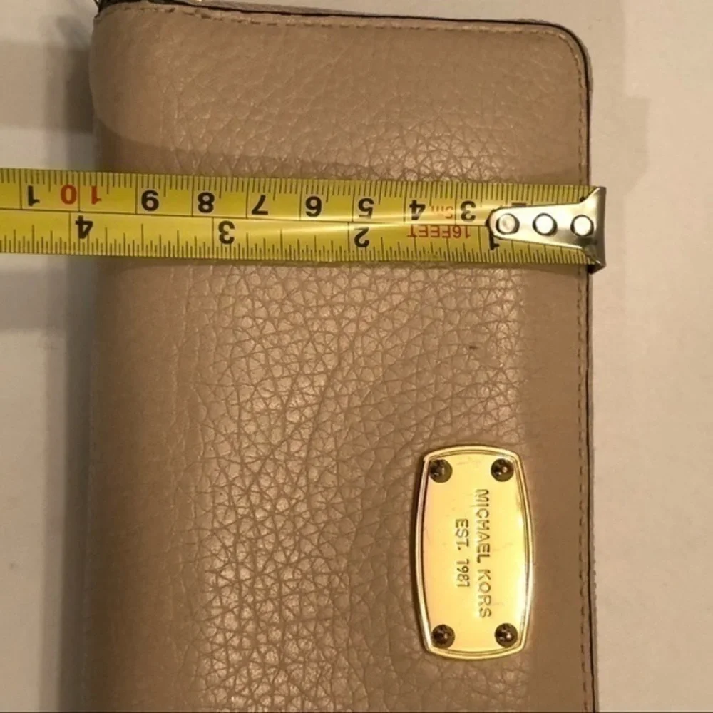 Michael kors leather wallet clutch light pink